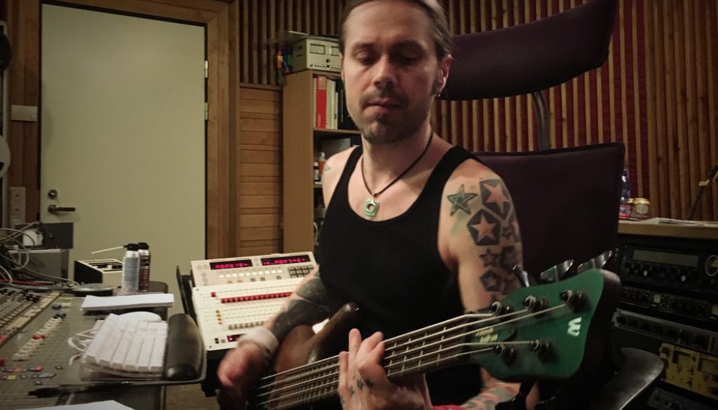 Anssi Kippo recording bass in Astia-studio A